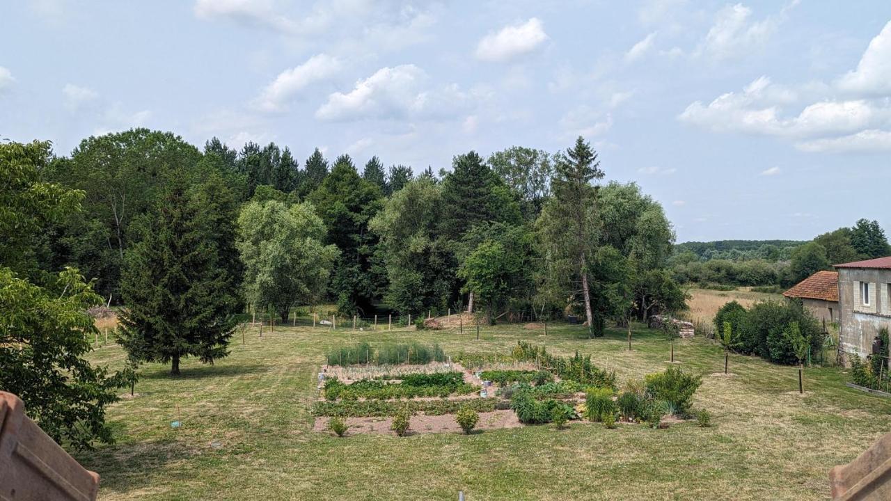 L'Orcheran Vielverge Buitenkant foto